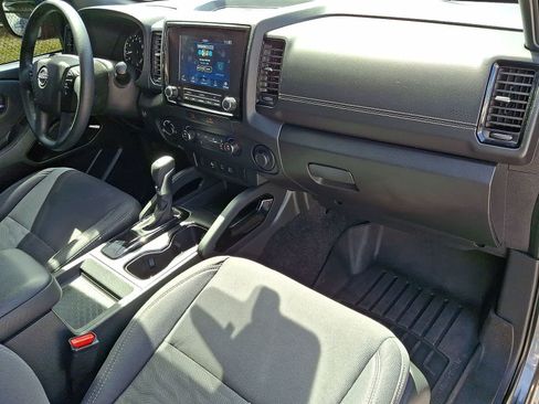 Used 2023 Nissan Frontier SV w/ Midnight Edition Package AWD/4WD image 32