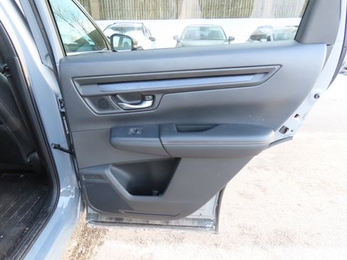 Used 2025 Honda CR-V Sport-L image 12