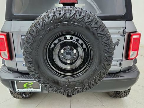 Used 2023 Ford Bronco Black Diamond image 11