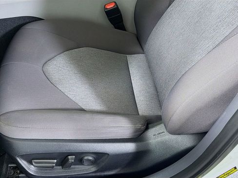 Used 2023 Toyota Camry LE image 21