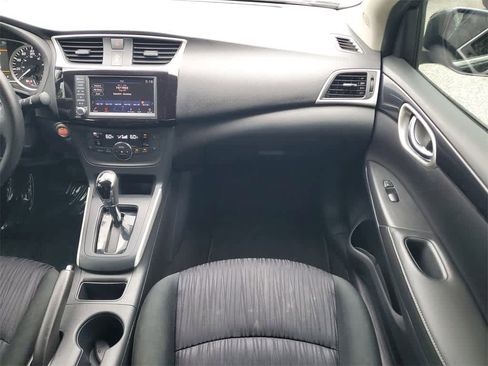 Used 2019 Nissan Sentra SV image 14