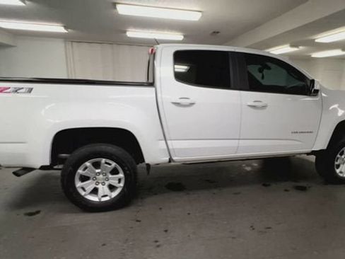 Certified 2022 Chevrolet Colorado LT w/ Luxury Package AWD/4WD image 9