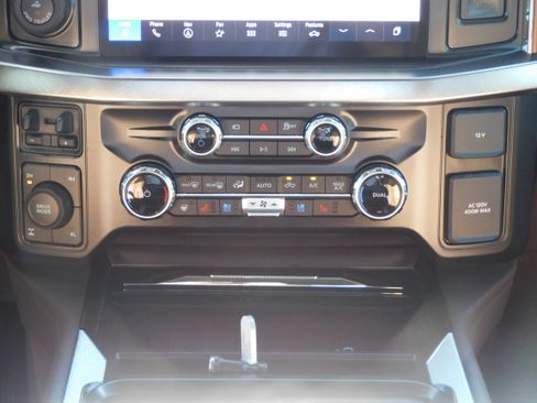 New 2026 Ford F250 King Ranch w/ Chrome Package image 17