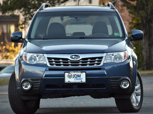 Used 2012 Subaru Forester 2.5X Limited image 3