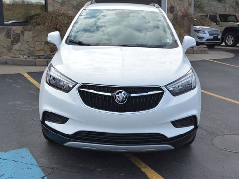 Used 2019 Buick Encore Preferred image 2