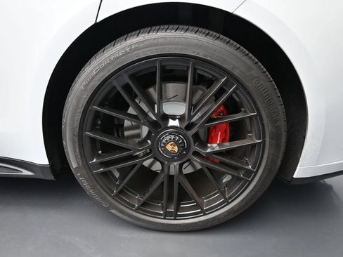 Certified 2026 Porsche Panamera GTS AWD/4WD image 9