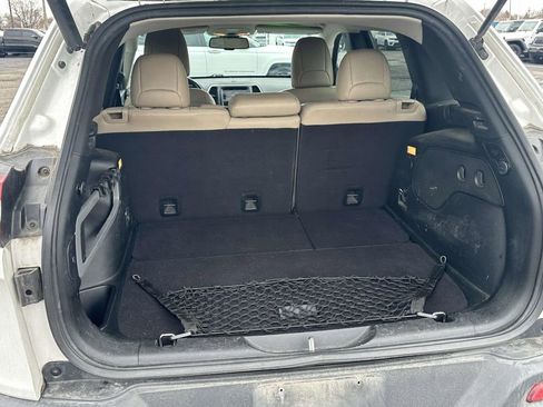 Used 2016 Jeep Cherokee Limited w/ Luxury Group image 12