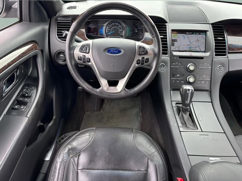 Used 2014 Ford Taurus Limited image 11