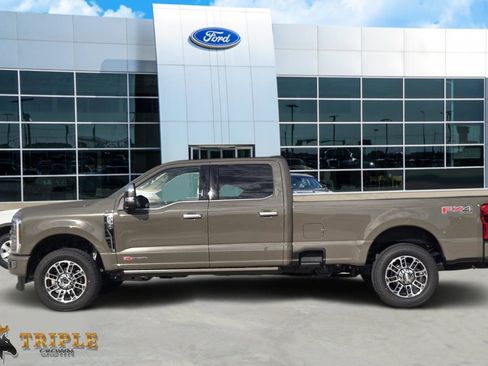 New 2026 Ford F350 Platinum AWD/4WD image 3