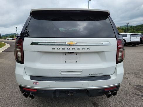 Used 2021 Chevrolet Suburban Premier w/ Premium Package RWD image 29