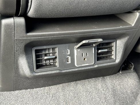 New 2026 GMC Sierra 1500 Elevation image 26