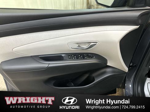 Certified 2025 Hyundai Tucson SEL image 9