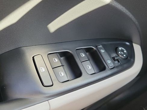 New 2026 Hyundai Venue SEL image 15