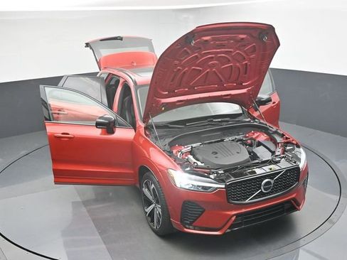 Used 2023 Volvo XC60 B5 Ultimate w/ Climate Package image 49