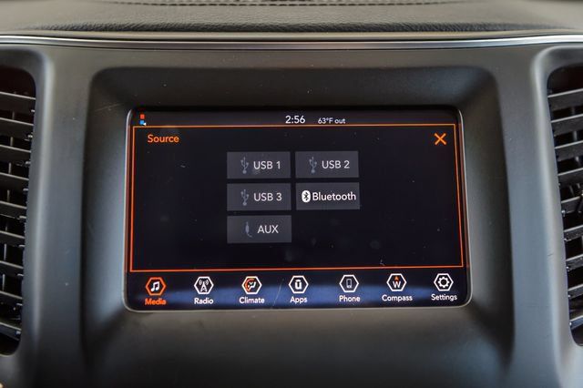 Used 2019 Jeep Cherokee Latitude Plus FWD image 19