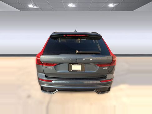 New 2026 Volvo XC60 B5 Ultra w/ Climate Package image 10