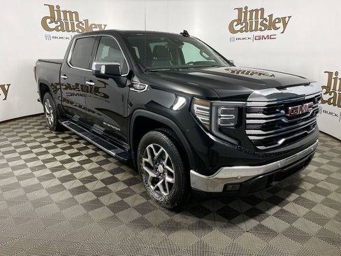 Used 2023 GMC Sierra 1500 SLT w/ SLT Premium Plus Package image 1
