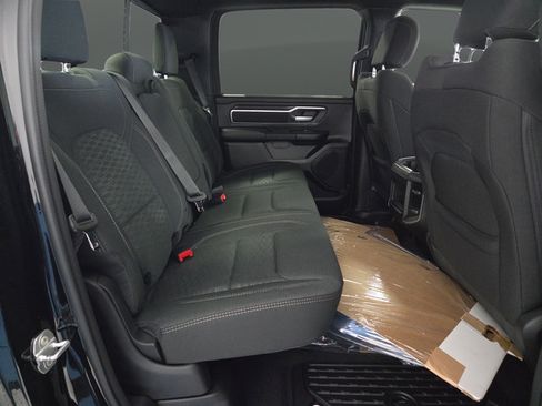 New 2026 RAM 1500 Big Horn AWD/4WD image 33