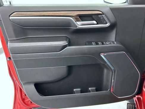 Used 2024 Chevrolet Silverado 1500 RST image 10