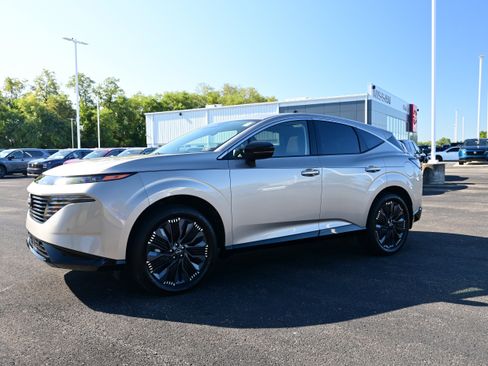 Certified 2025 Nissan Murano Platinum w/ Cargo Package image 4