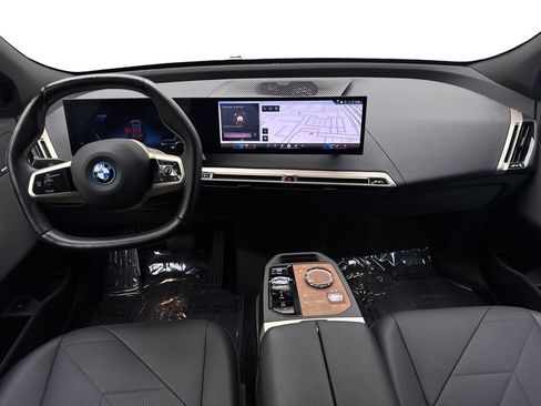 Used 2024 BMW iX xDrive50 w/ Premium Package AWD/4WD image 50