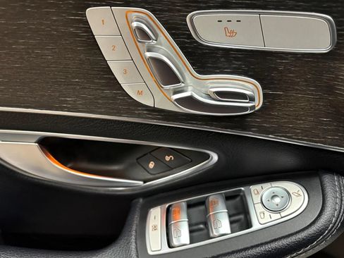 Used 2019 Mercedes-Benz C 300 4MATIC Sedan image 32