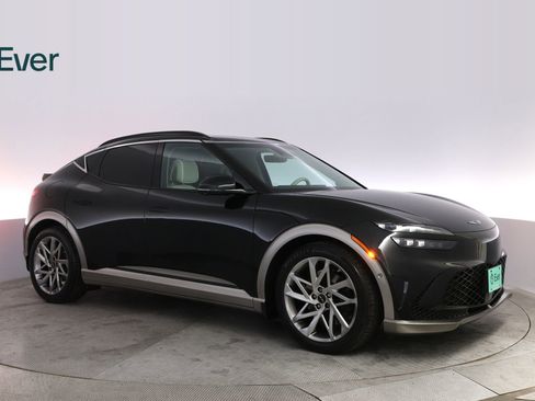 Used 2023 Genesis GV60 Advanced image 14