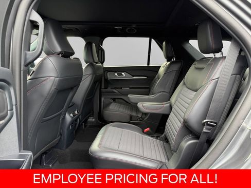 New 2026 Ford Explorer ST-Line w/ ST-Line Street Pack AWD/4WD image 13