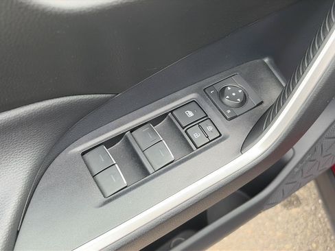 Used 2022 Toyota RAV4 XLE w/ Convenience Package AWD/4WD image 22