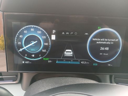 New 2025 Hyundai Elantra Limited image 20