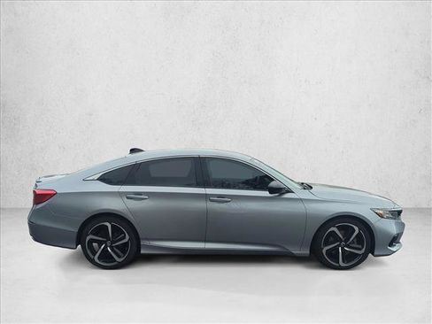 Used 2021 Honda Accord Sport image 4