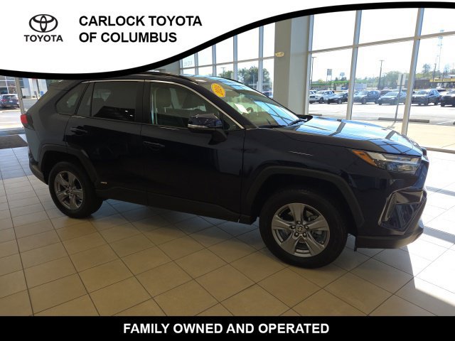 Used 2024 Toyota RAV4 XLE AWD/4WD image 6