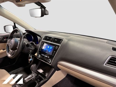 Used 2019 Subaru Outback 2.5i Premium AWD/4WD image 30