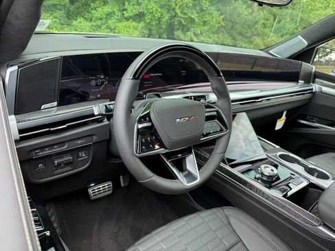 New 2026 Cadillac Escalade V w/ LPO, ONYX Package AWD/4WD image 3