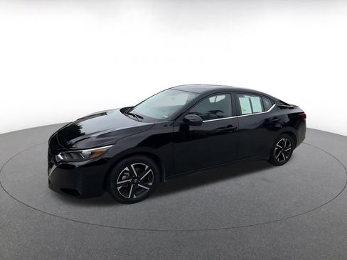 Used 2025 Nissan Sentra SV FWD image 7