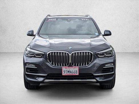Used 2021 BMW X5 xDrive40i w/ Premium Package 3 AWD/4WD image 2