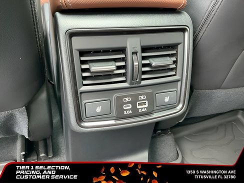 Used 2025 Subaru Forester Touring w/ Popular Package - Touring AWD/4WD image 28