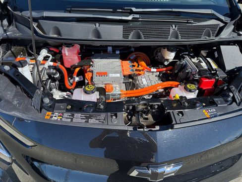 Used 2023 Chevrolet Bolt LT w/ Infotainment Package image 20