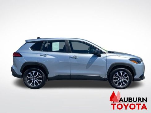 Used 2025 Toyota Corolla Cross AWD Hybrid image 7