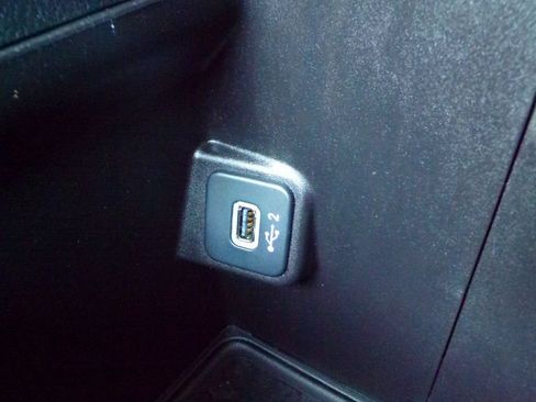 Used 2021 Jeep Wrangler Sport AWD/4WD image 21