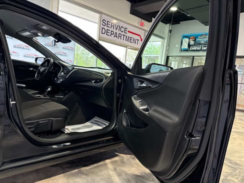 Used 2025 Chevrolet Malibu LT FWD image 38