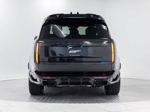 Used 2025 Land Rover Range Rover SE AWD/4WD image 4