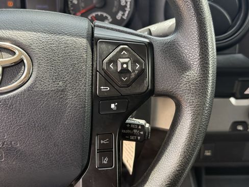 Used 2019 Toyota Tacoma SR RWD image 17