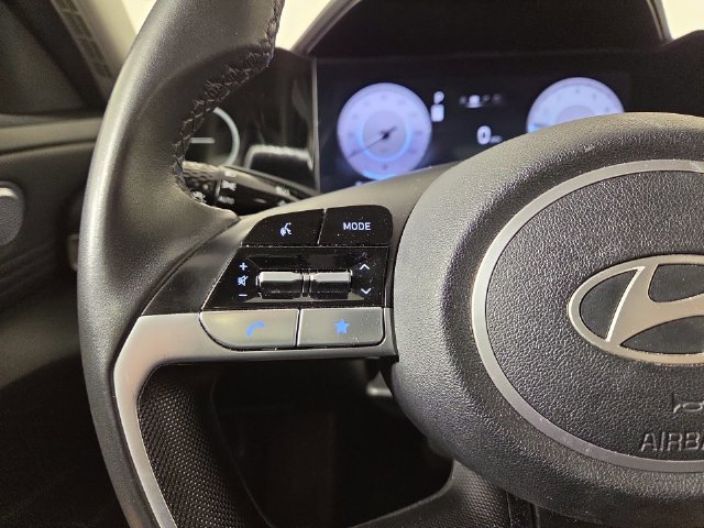 Used 2024 Hyundai Elantra Limited FWD image 22