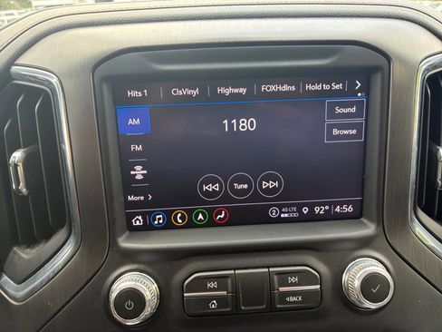 Used 2022 GMC Sierra 1500 AT4 w/ AT4 Preferred Package image 16