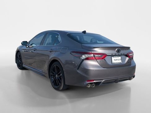 Used 2024 Toyota Camry XSE w/ Navigation Package image 4