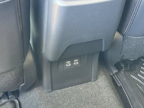 New 2027 Toyota Prius FWD image 14
