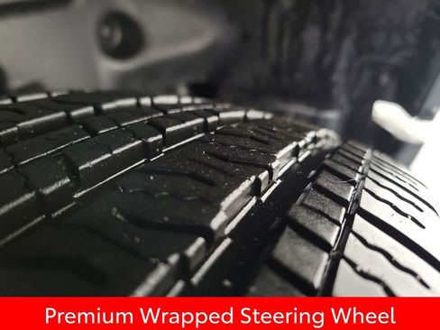 Used 2025 Jeep Wrangler Sport image 11