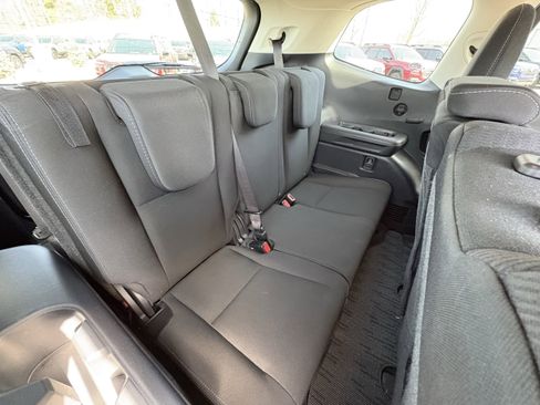 Used 2025 Subaru Ascent Premium image 30