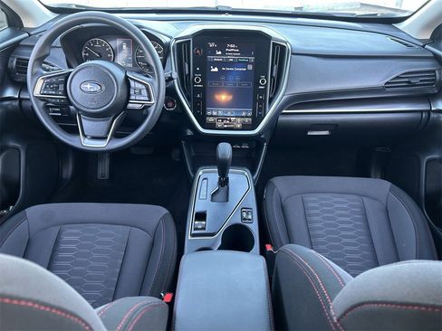 Used 2024 Subaru Impreza 2.0i Sport image 11